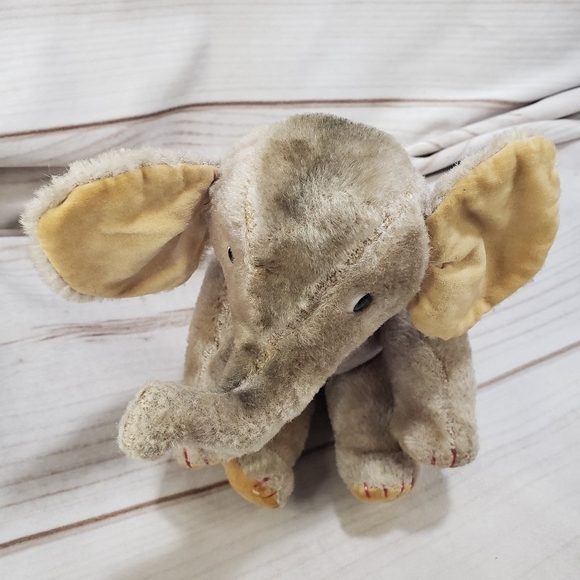 Vintage Mohair Elephant Straw Stuffed Animal Made In Japan 1950s Sitting 7 Inch - Picture 3 of 15